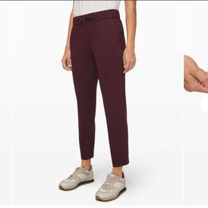 Lululemon On the Fly 7/8 Pant Size 6